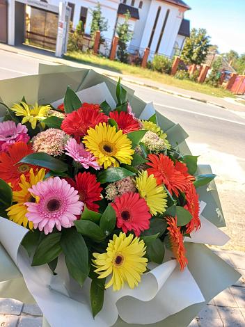 Букет цветов из: Герберы в Никольском